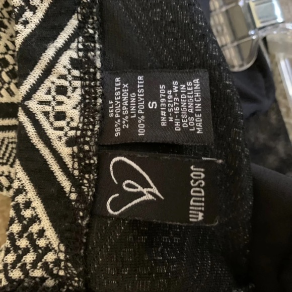 Windsor Aztec Striped Party Dress (Small) - Picture 4 of 4